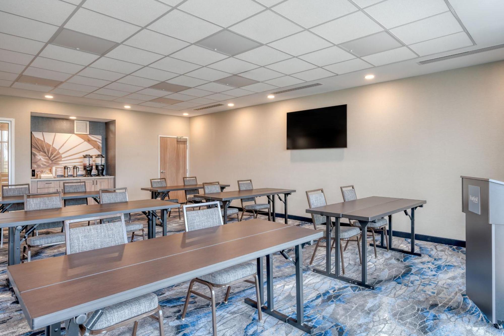 Fairfield By Marriott Inn & Suites Shelbyville Exterior photo